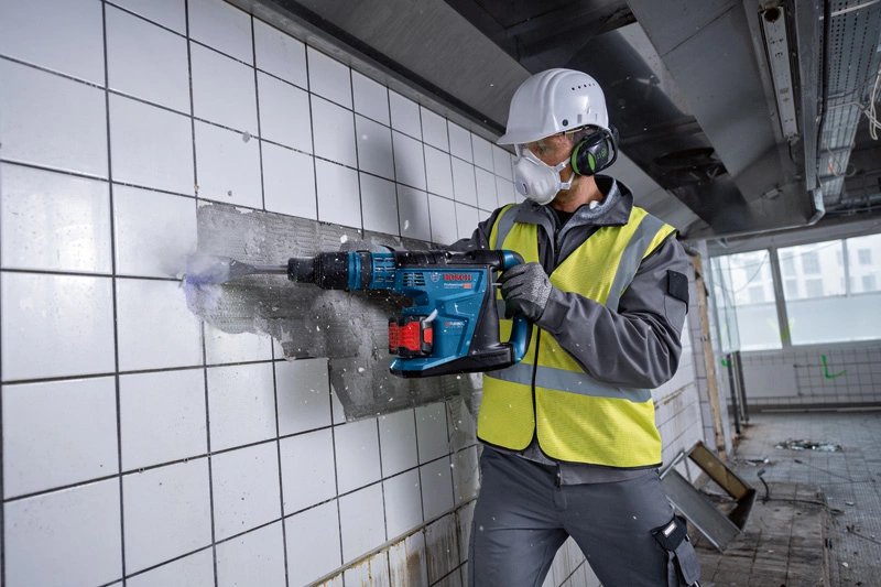 Taladro Percutor Inalámbrico Bosch Professional Biturbo Gbh 18v-40 C Professional, 18 Voltios Azul/Negro, 2 Baterías Procore18v 8,0 Ah, En Xl-Boxx