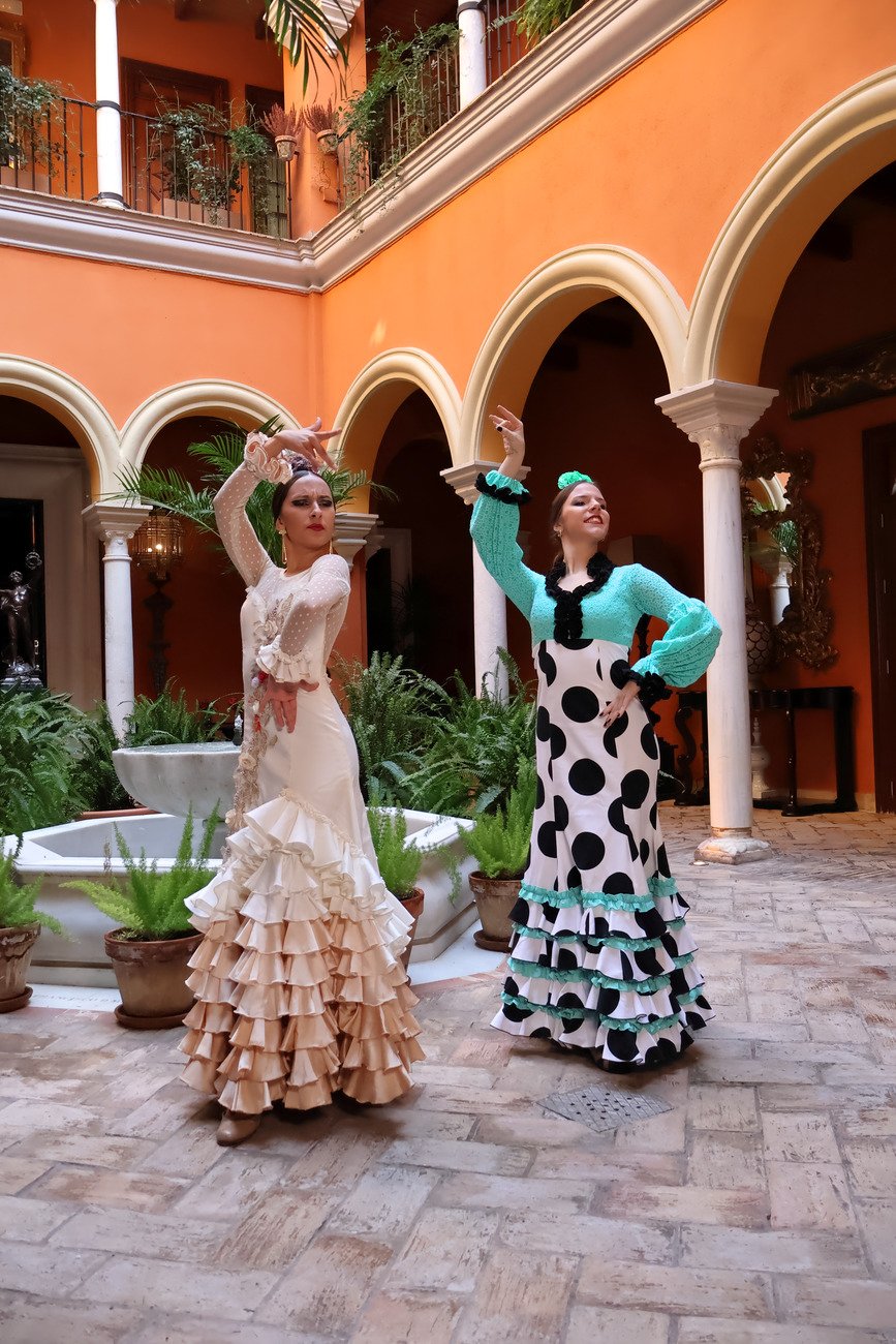 Camara Reflex Canon Eos R10 + Rf S 18 150 Is Stm 24.2mpx Negro