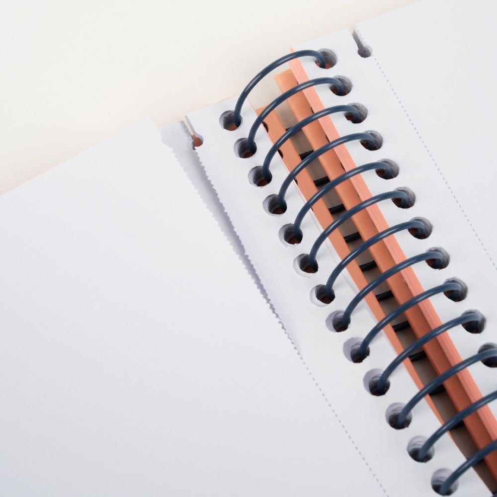 EAN 8411574110279 - Milan 57141E80X4 cuaderno y block A4 80 hojas Beige, Azul, Verde, Rosa imagen 4