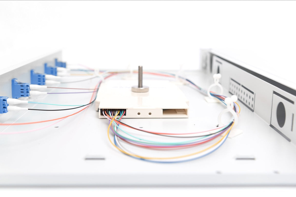 Digitus Caja De Empalme De Fibra Óptica, Equipada, Lc, Os2 - 1u - 19"