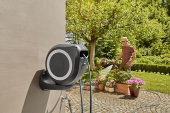 Enrollador Automático De Pared Gardena Rollup M - 20 M - Blanco - 18612-20