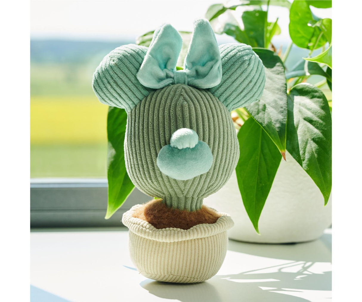 Peluche Planta Minnie Disney 20cm