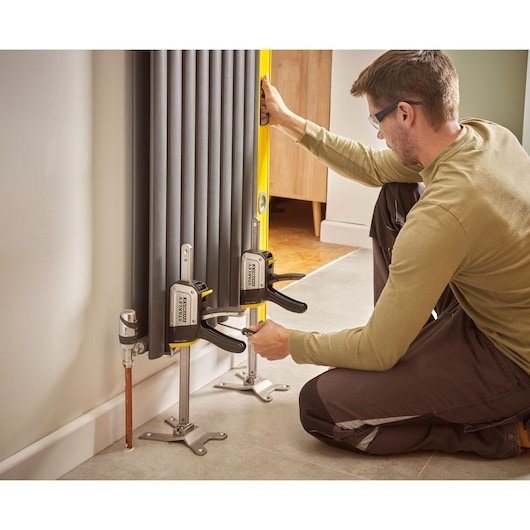 Stanley Fatmax Herramienta De Ensamblaje De Una Mano Tradelift, Paquete Doble Negro/Amarillo, 2 Piezas, Fuerza De Elevación 150 Kg Fmht83552-1