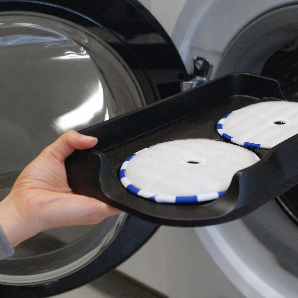 EAN 3221616048553 - Rowenta X Combo 2in1 GZ3038 Aspiradora vertical Batería Seca y húmeda Sin bolsa 0,55 L Negro, Azul imagen 8