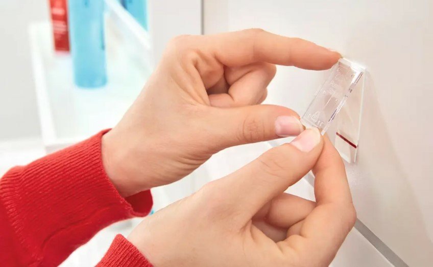 Tesa Powerstrips Interior Gancho Toallero Negro 2 Pieza