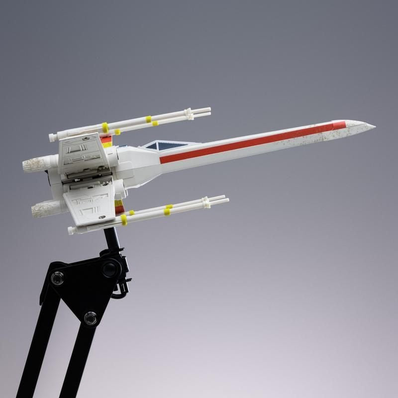 EAN 5056577710625 - Paladone X Wing lámpara de mesa LED Negro, Multicolor imagen 3