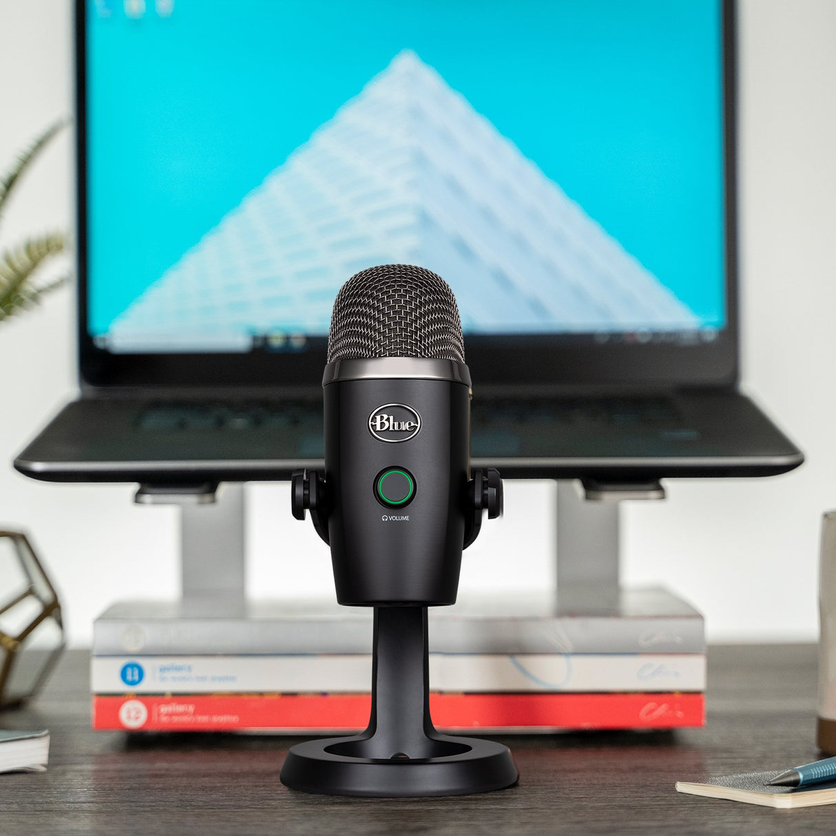 EAN 5099206087019 - Blue Microphones Yeti Nano Negro Micrófono de superficie para mesa imagen 2