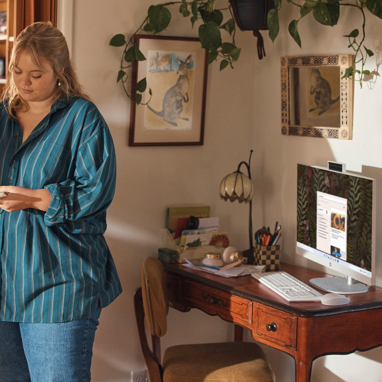 All In One Hpc Hp Aio 27-Cr1009ns U5 - 125u 16gb 512gb 27" Fhd2 W11h Blanco