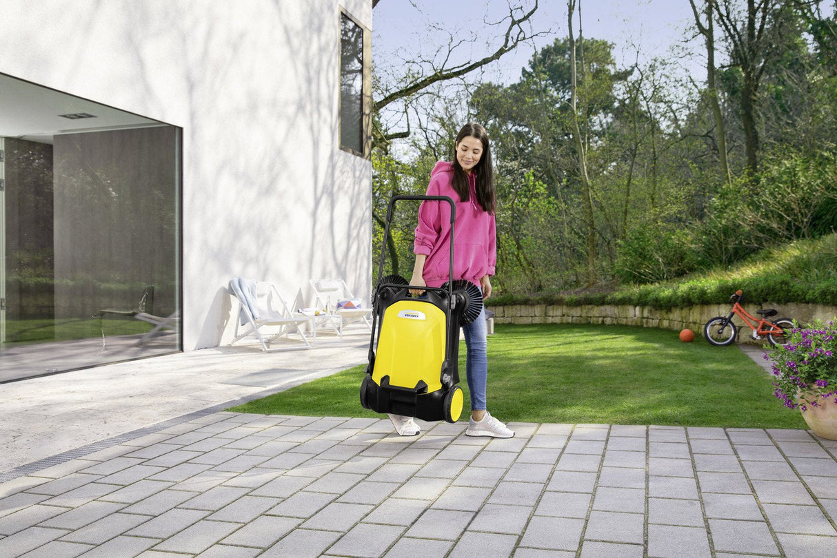 EAN 4054278247939 - Kärcher S 4 Twin escoba Negro, Amarillo imagen 4