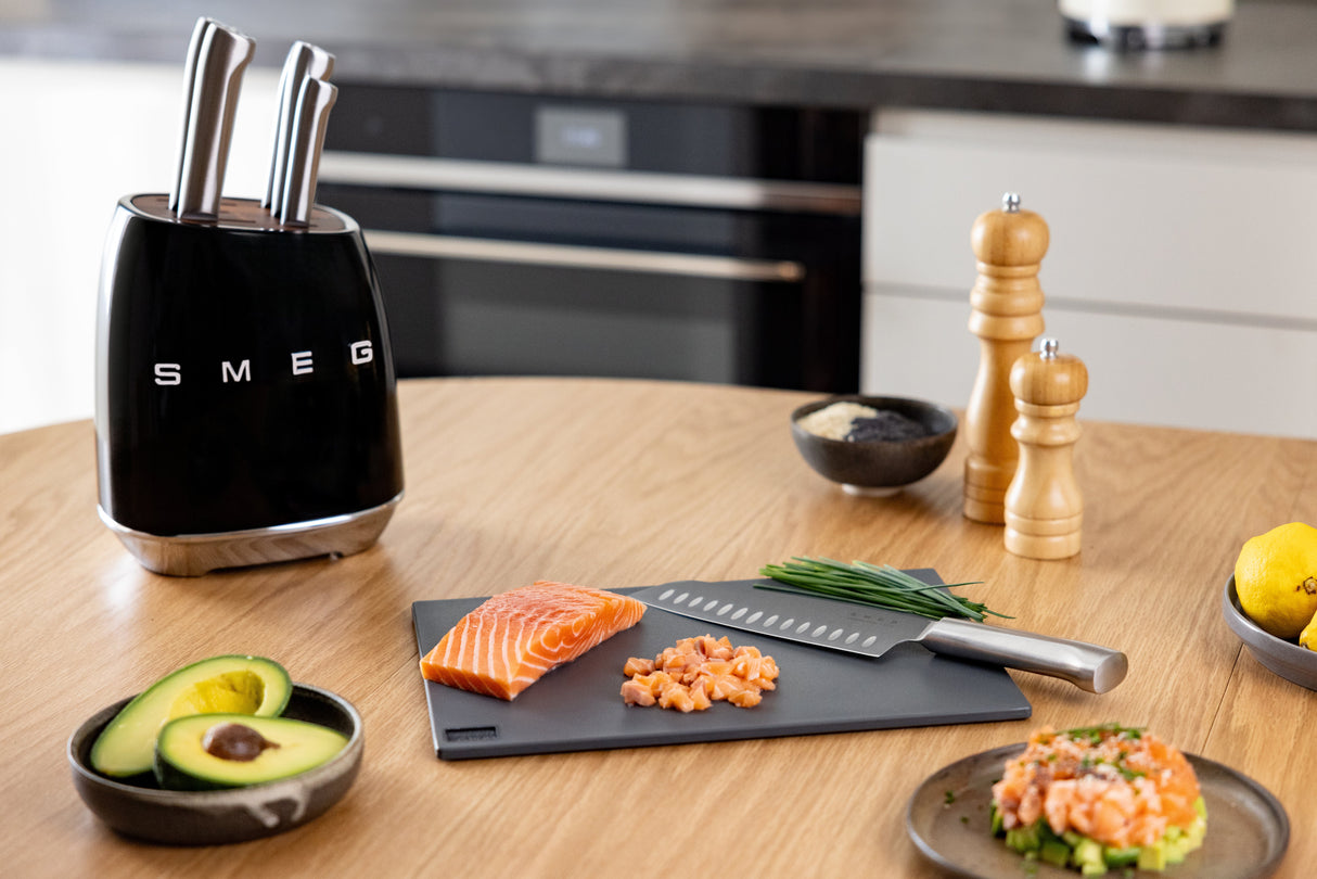 EAN 8017709344191 - Smeg KBSF02BL juego de cuchillos y cubertería de cocina Bloque con ranuras para cuchillos imagen 12