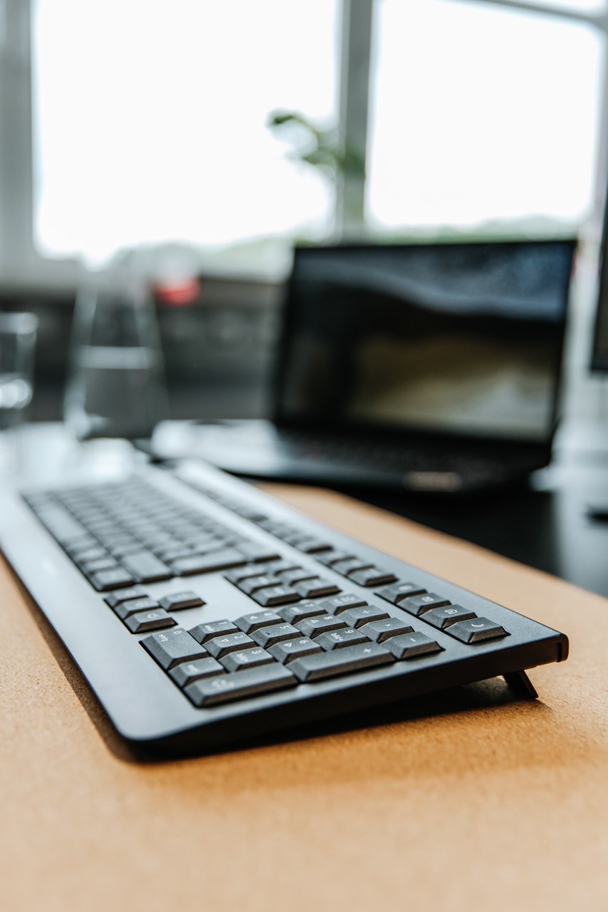 Kw 3000 - Keyboard - Wireless - Qwerty - Black