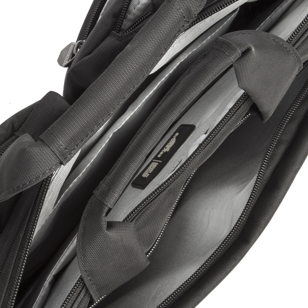 Rivacase 8530 Maletines Para Portátil 40,6 Cm (16") Maletín Negro