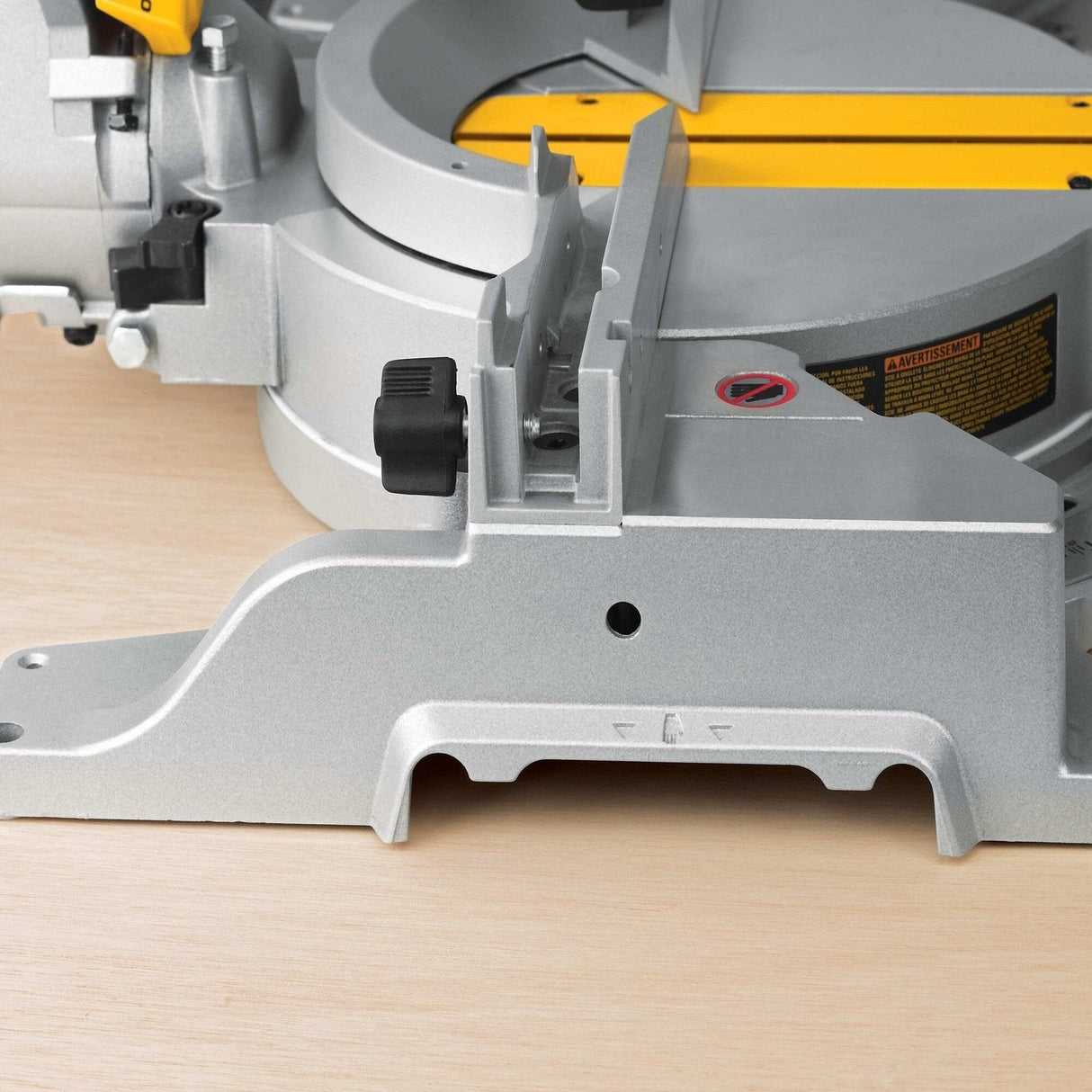 Dewalt Ingleteadora Telescopica Dws780-Qs (1675w; 305 Mm)