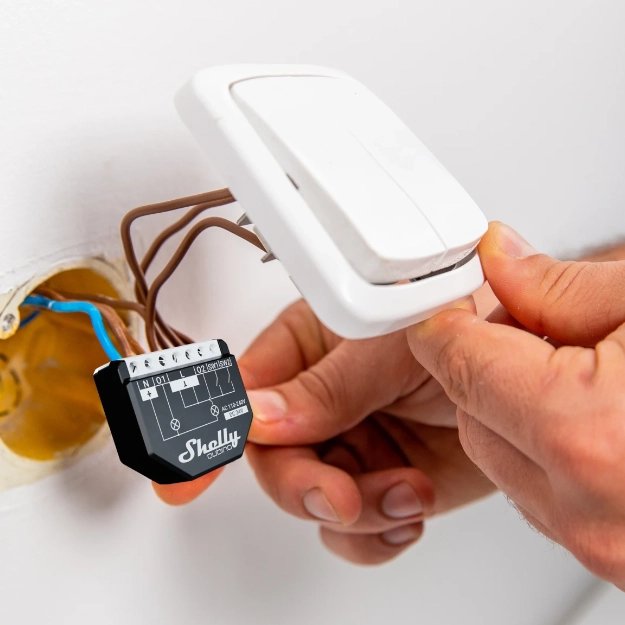 Shelly Wave 2pm, Relé Negro Shelly_w_2pm