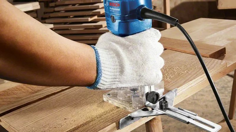 EAN 3165140842341 - Bosch GKF 550 Negro, Azul, Rojo, Blanco 33000 RPM 530 W imagen 2