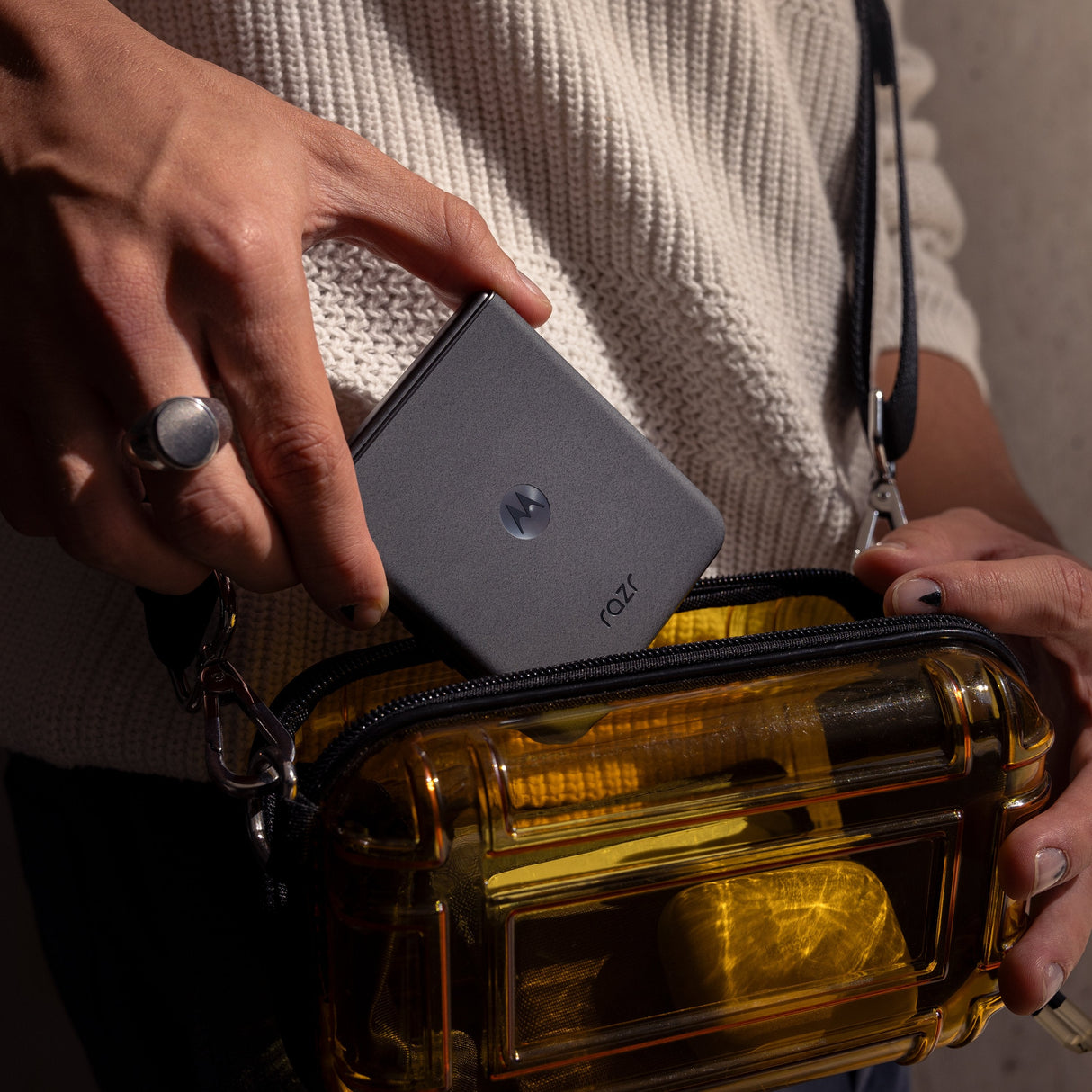 Smartphone Motorola Moto Razr 50 12g/256gb Gris