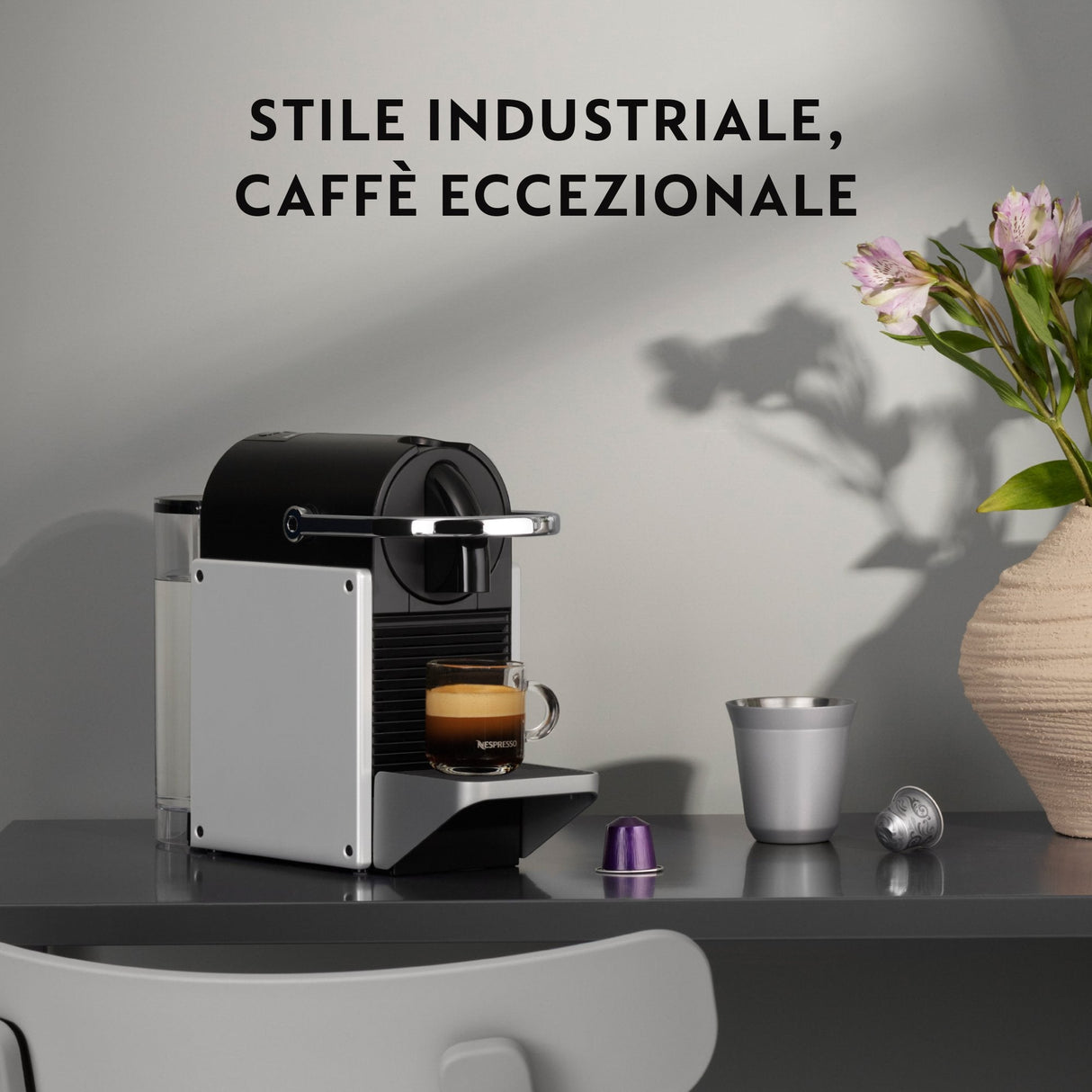 EAN 8004399028753 - De’Longhi Pixie EN127.S Totalmente automática Macchina per caffè a capsule 1 L imagen 2