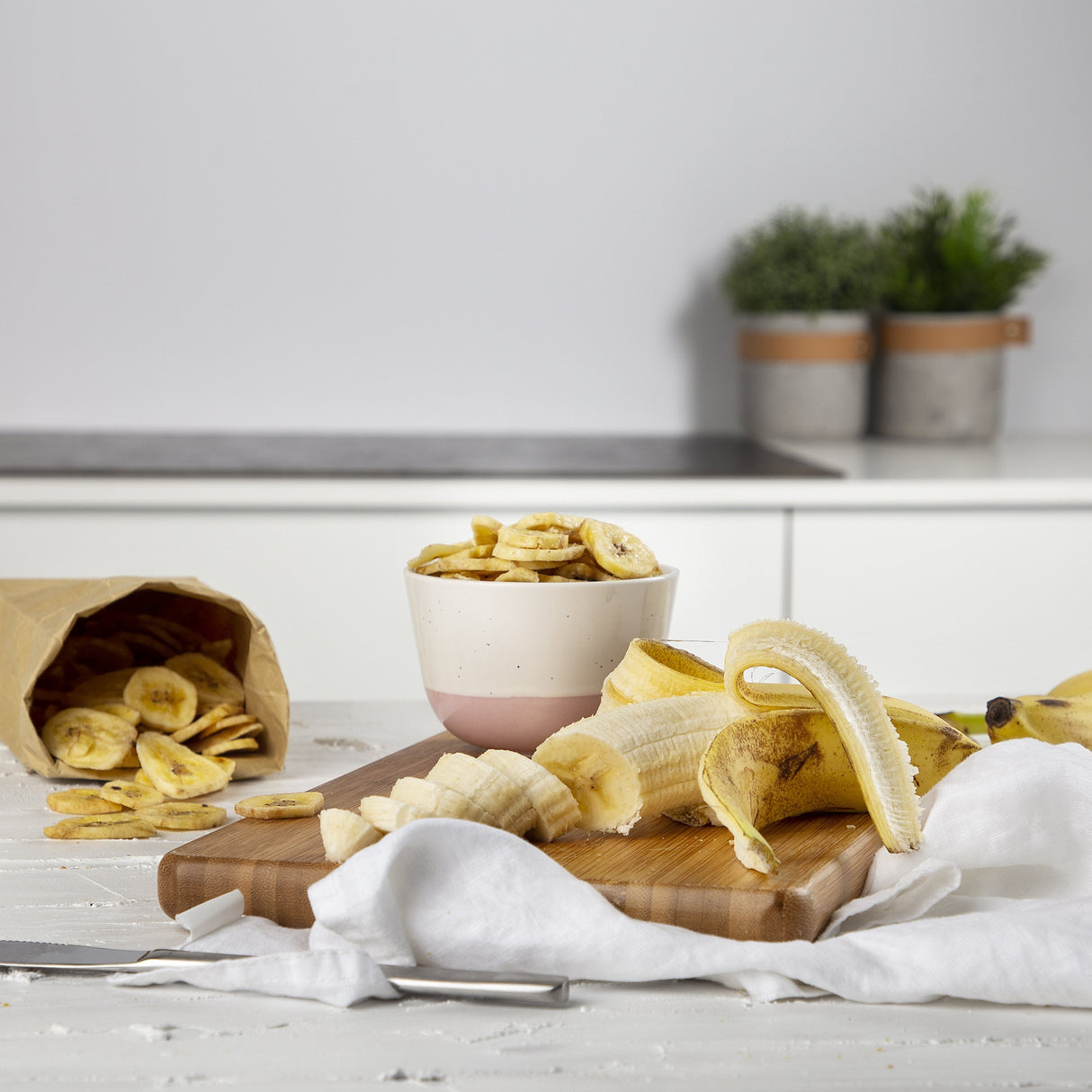 EAN 8713016048271 - Tristar FR-6989 freidora Sencillo 3,5 L Independiente 1500 W Negro, Plata imagen 30