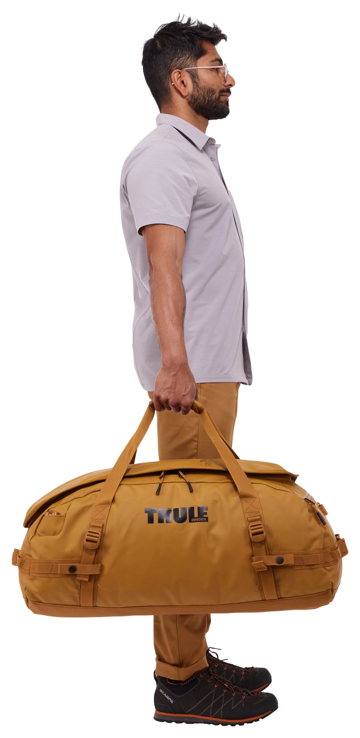 EAN 0085854255257 - Thule Chasm TDSD303 Golden Brown bolso de lona 70 L Poliéster Marrón imagen 7