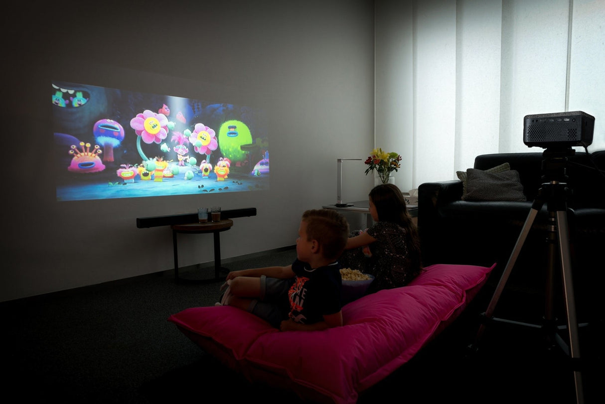 Lenco Lpj-700 Lcd Beamer 720p Bt