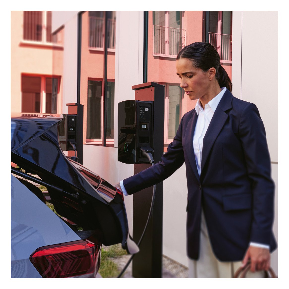 Abl E-Mobility Wallbox Em4 Twin, Extensor Reev Ready, 22kw Negro, Trifásico, Wifi, Bluetooth, Lte, Contador De Energía Mid 100000183