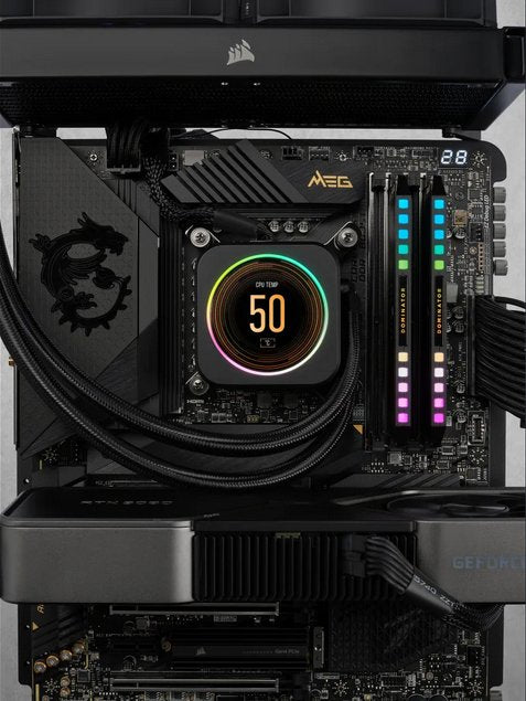 EAN 840006672470 - Corsair Dominator CMT64GX5M2B6000Z30 módulo de memoria 64 GB 2 x 32 GB DDR5 288-pin DIMM imagen 4