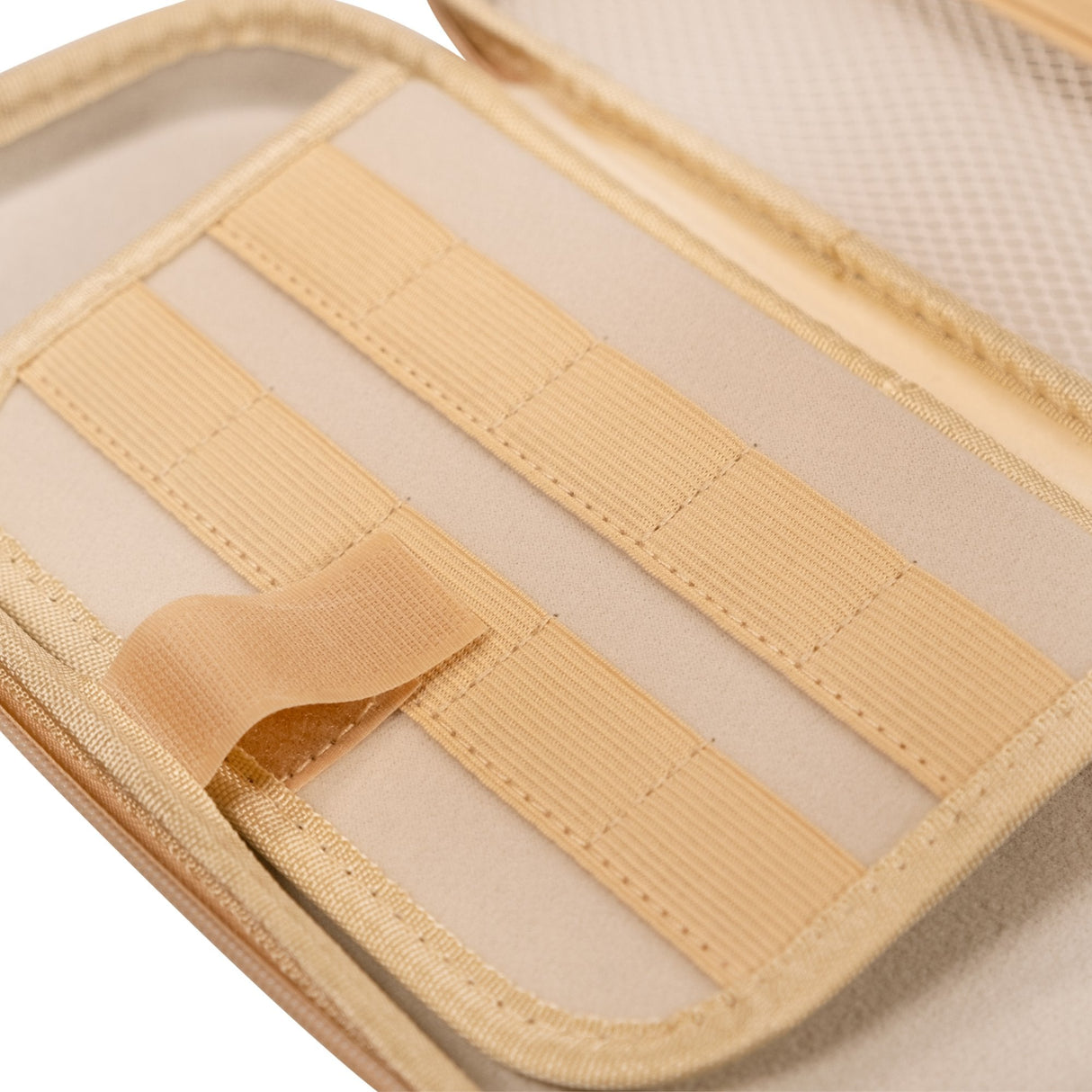 Bolsa Fr-Tec Nintendo Switch 2 Tanooki Cozy