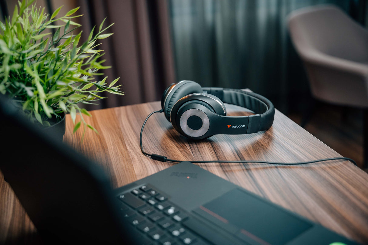 Auriculares Verbatim Trusound Usb-C With In-Line Microphone