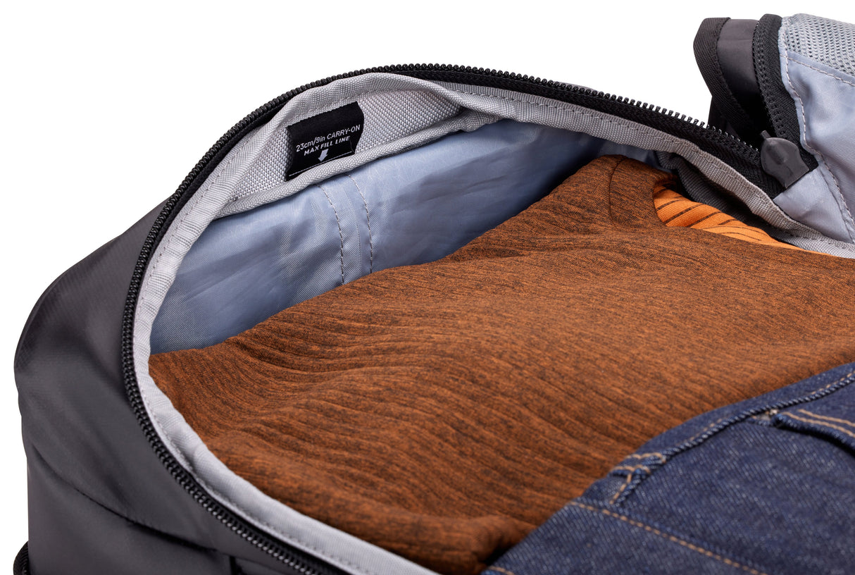 EAN 0085854255158 - Thule Chasm TCCO222 Black Tranvía Estructura blanda Negro 22 L Poliéster imagen 7