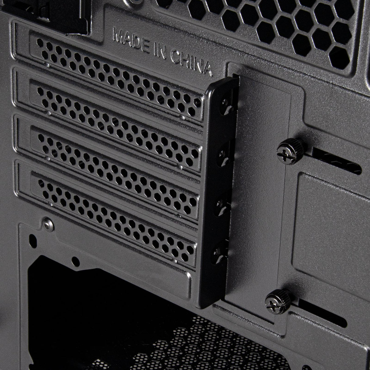 EAN 4710679815817 - Silverstone FARA 312Z Midi Tower Negro imagen 12