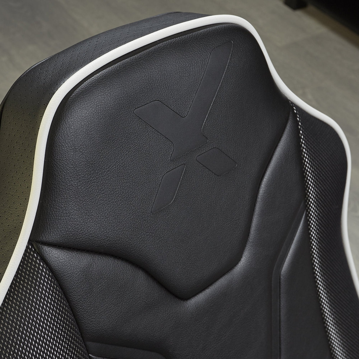 EAN 0094338514032 - X Rocker Chimera Silla gaming Negro, Blanco imagen 7