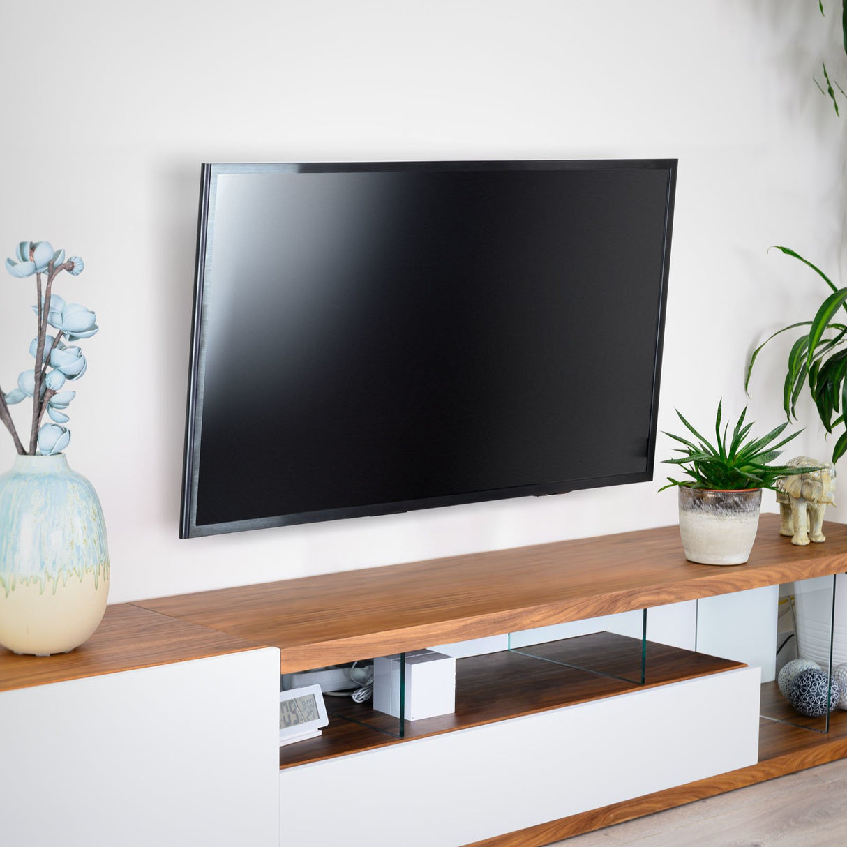 EAN 8433281011953 - TooQ LP1071T-B soporte para TV 177,8 cm (70") Negro imagen 4