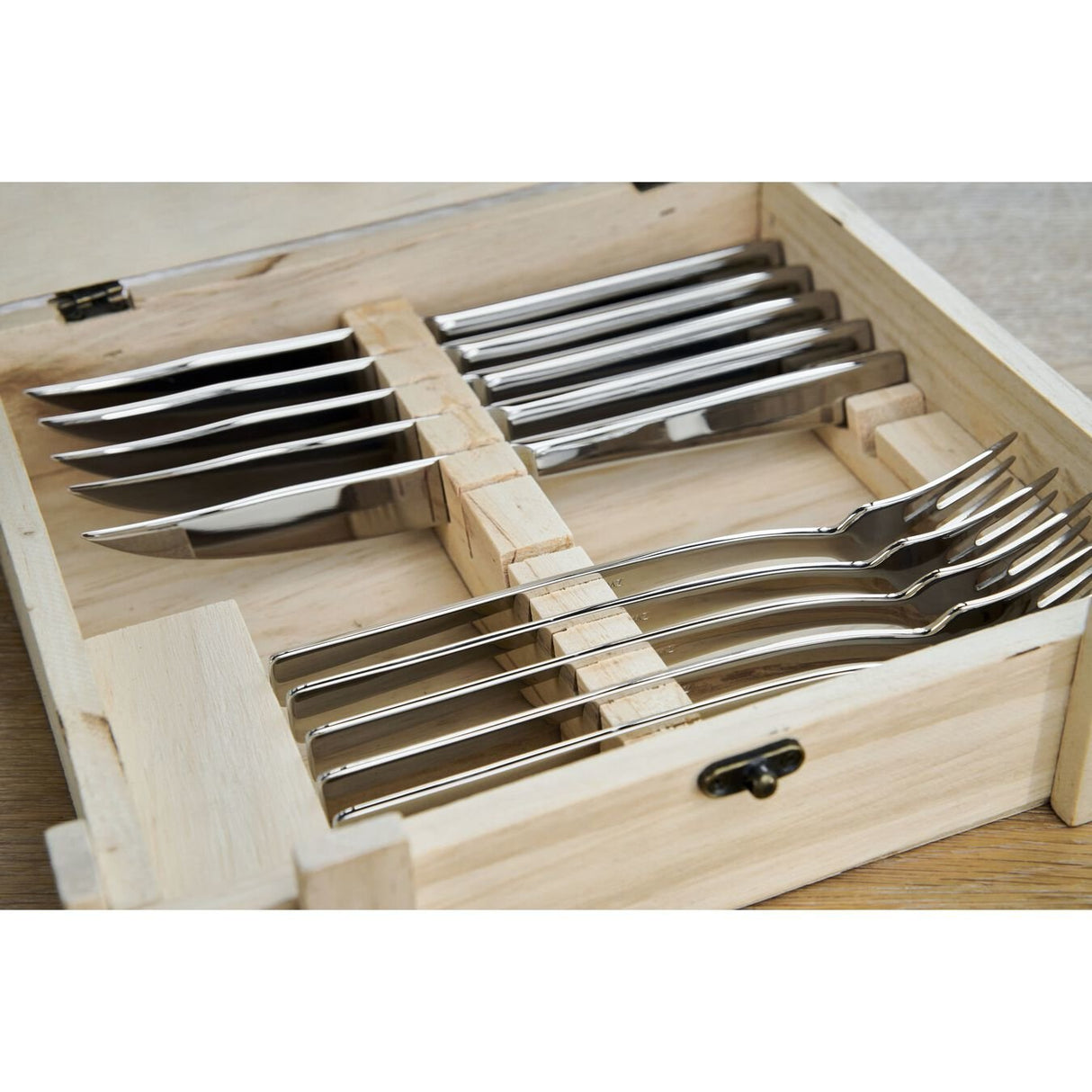 Juego De Cubiertos Para Bistec Zwilling 12 Uds. En Caja De Madera