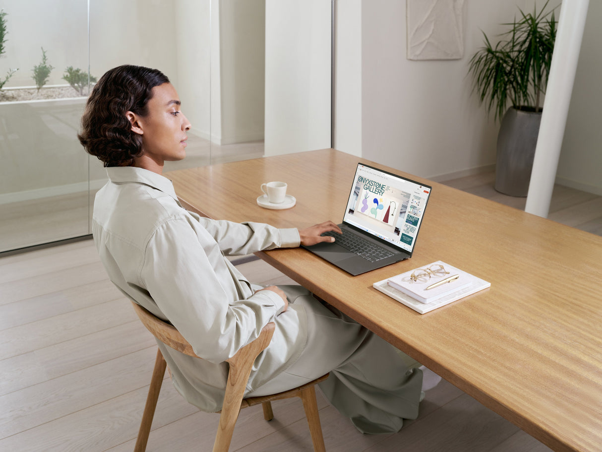 Asus Zenbook S 16 Oled Um5606wa-Rk053w Copilot+ Pc - Ordenador Portátil 16" Wqxga+ 120hz (Amd Ryzen Ai 9 Hx 370, 32gb Ram, 1tb Ssd, Radeon 890m, Windows 11 Home) Gris Zumaia - Teclado Qwerty Español