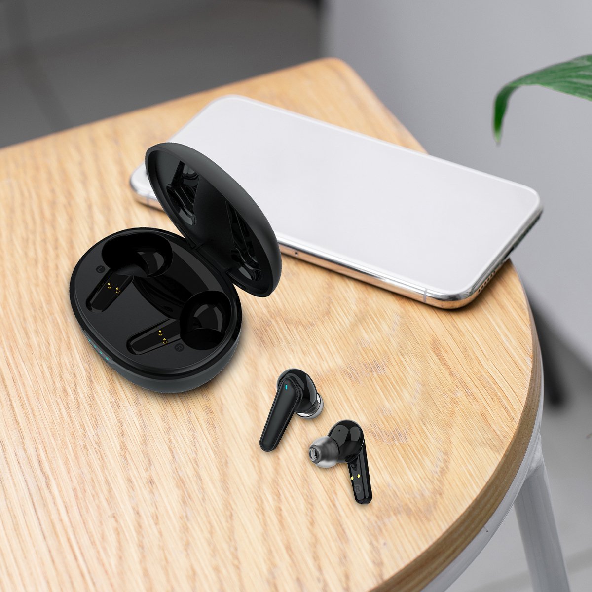 Auricular Bluetooth Intrauditivo Prixton Tws158 Negro Funcion Anc / Enc Manos Libres Autonomia 7h Carga Inalambrica Control Tactil