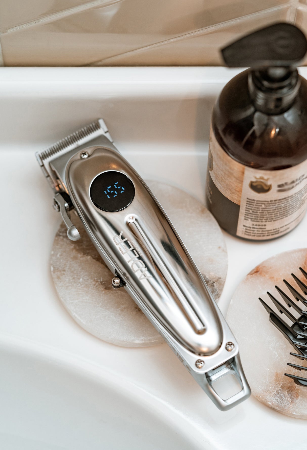 EAN 5903887802383 - Adler AD 2831 cortadora de pelo y maquinilla Plata, Acero inoxidable 8 imagen 4