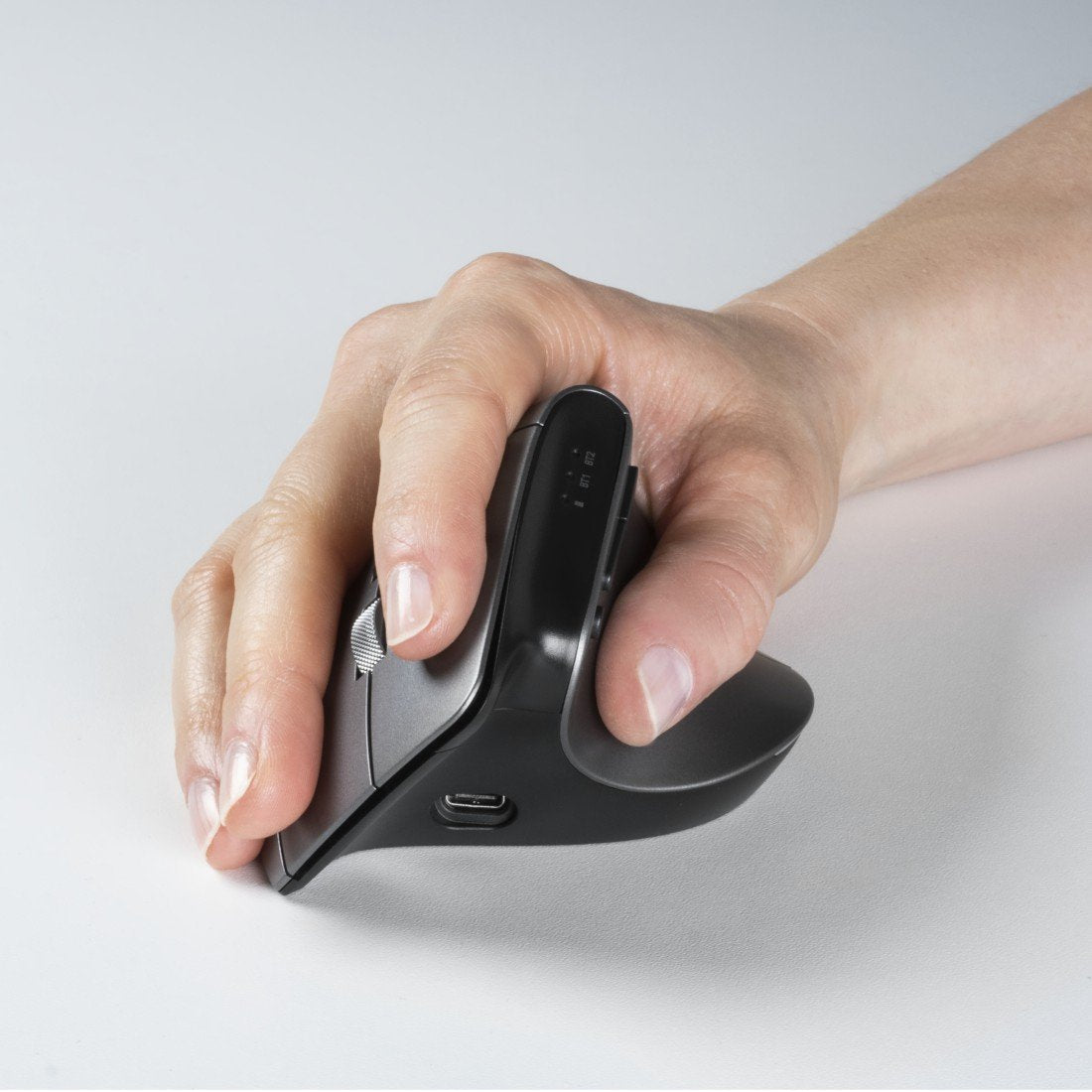 EAN 4047443499073 - Hama 00182691 ratón Oficina mano derecha RF Wireless + Bluetooth Óptico 2400 DPI imagen 8