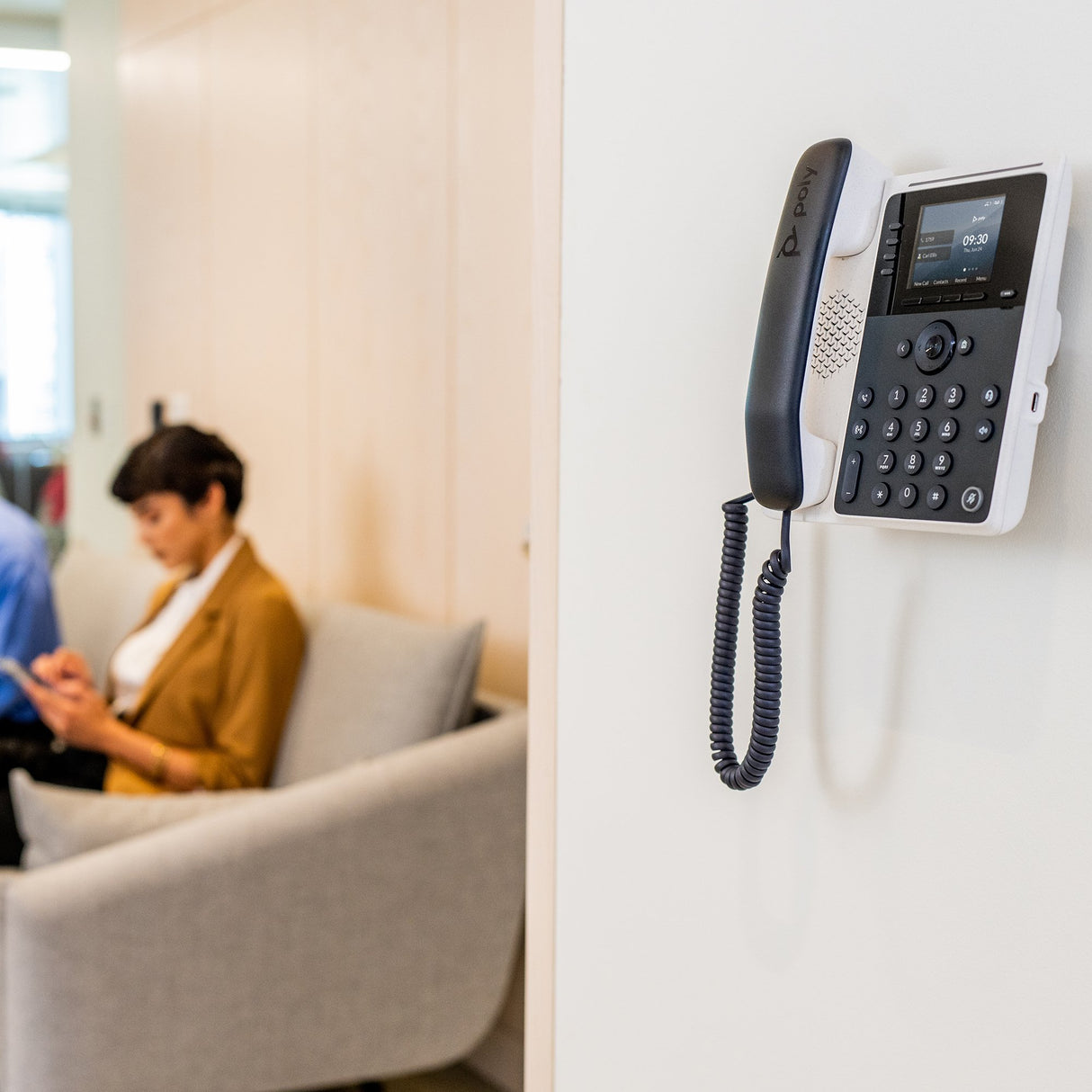 EAN 0197497341348 - HP Poly Edge E100 IP Phone and PoE-enabled teléfono IP Negro IPS imagen 3