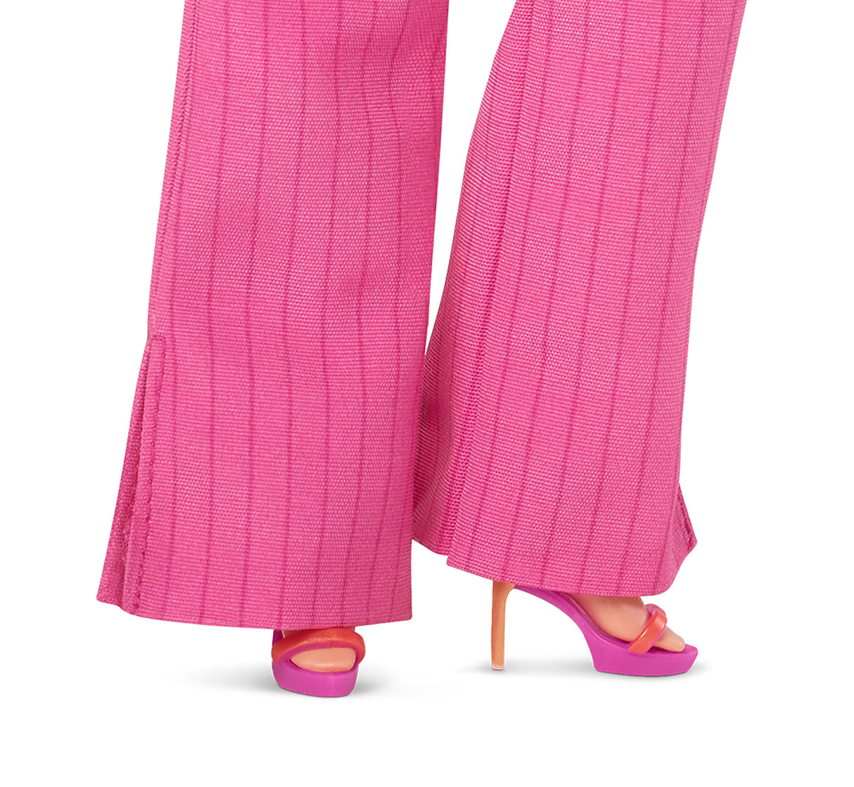 Mattel Barbie Signature The Movie - America Ferrera Como La Muñeca Gloria De La Película En Un Traje Pantalón De Tres Piezas En Rosa, Figura De Juguete