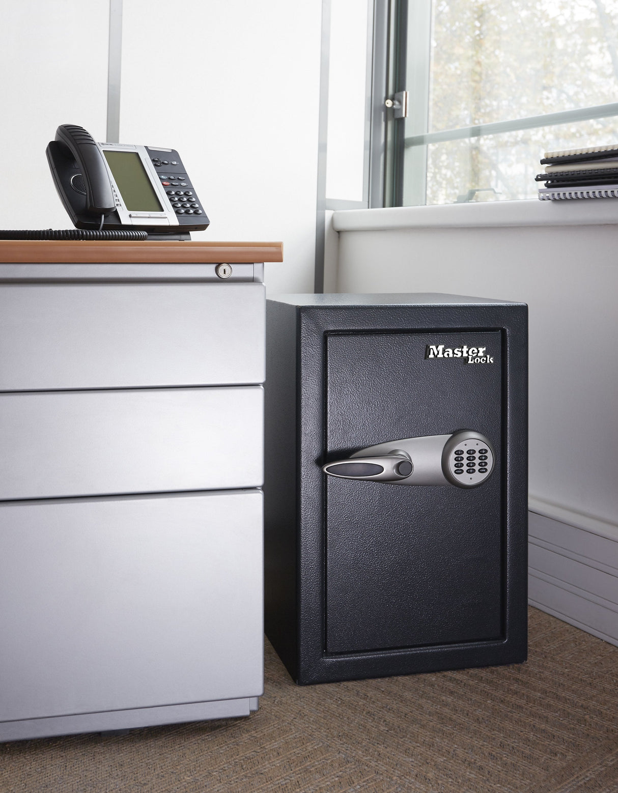 Master Lock Digital Xl Caja Fuerte De Alta Seguridad T8-331ml