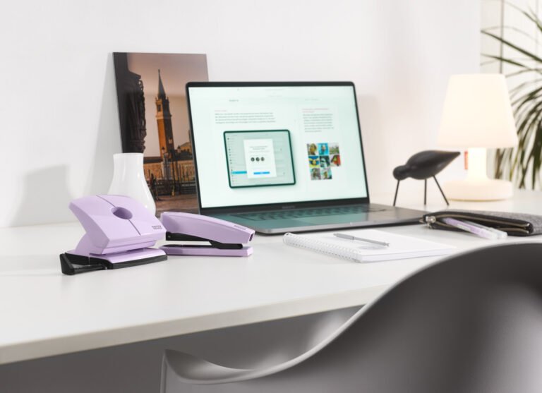 Novus Grapadora B2 Colorid 2.0 24/6 Din Super Violeta Claro