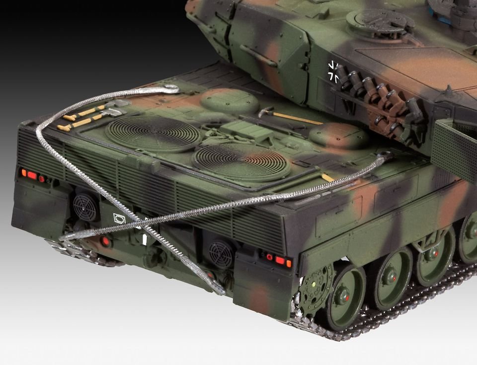 EAN 4009803031804 - Revell Leopard 2 A6/A6M Tank model Kit de montaje 1:72 imagen 2
