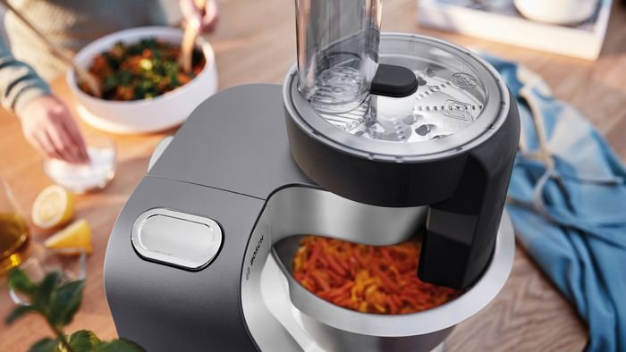 EAN 4242005501083 - Bosch MUM 5 robot de cocina 1000 W 3,9 L Negro, Acero inoxidable imagen 3