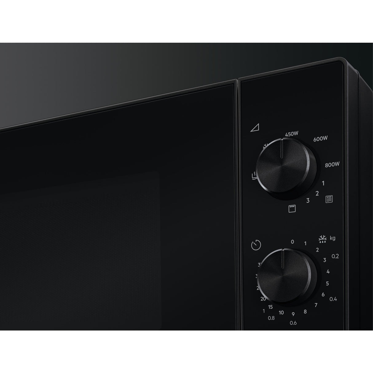 EAN 7332543820368 - Electrolux EMZ421MMK Negro Microondas combinado Encimera 21 L 800 W imagen 15