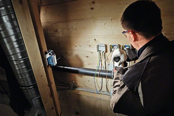 Lámpara Inalámbrica Bosch Gli Deciled 12v/10,8v-Li, Luz De Trabajo (Azul, Sin Batería Ni Cargador)