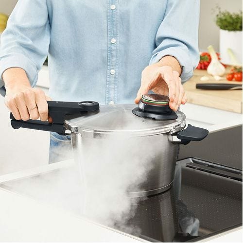 EAN 4009209379791 - Fissler Vitaquick Premium 8 L Acero inoxidable imagen 4