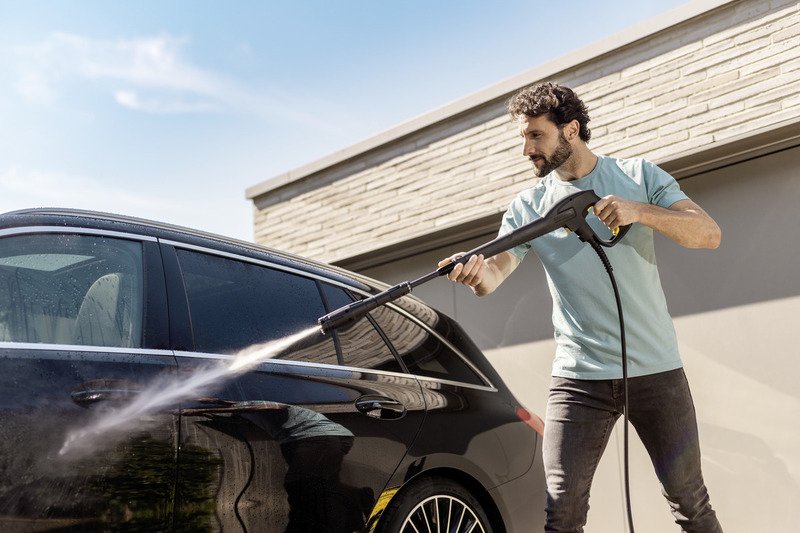 Limpiadora De Alta Presión Kärcher K 4 Wcm Amarillo/Negro, Con Limpiador De Suciedad 1.324-200.0