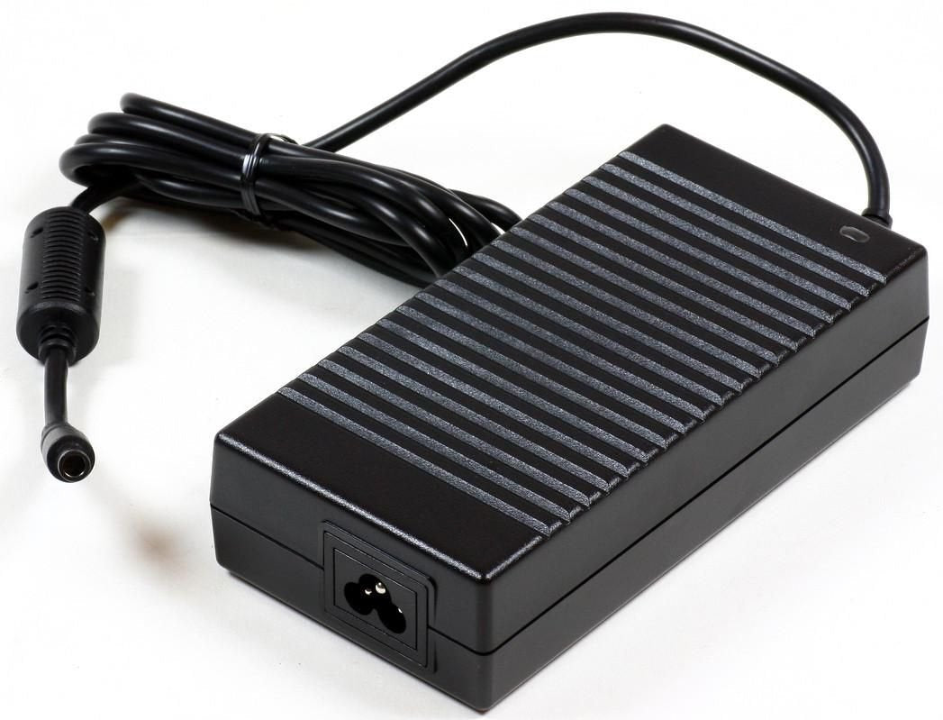 EAN 5705965877371 - CoreParts MBA1174 adaptador e inversor de corriente Interior 150 W Negro imagen 1
