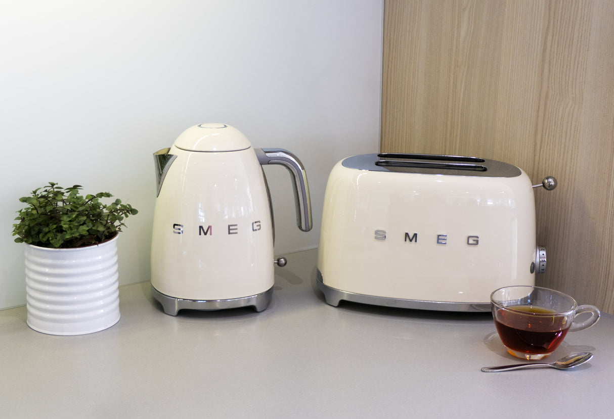EAN 8017709186920 - Smeg TSF01CREU tostadora 6 2 rebanada(s) 950 W Crema de color imagen 9