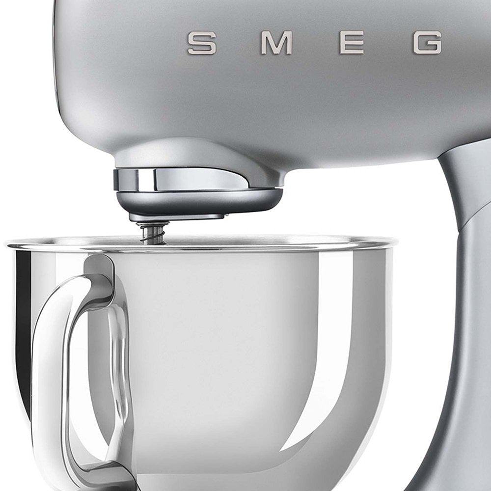 Robot De Cocina Smeg Gris 4.8l 10 Velocidades Smf02sveu